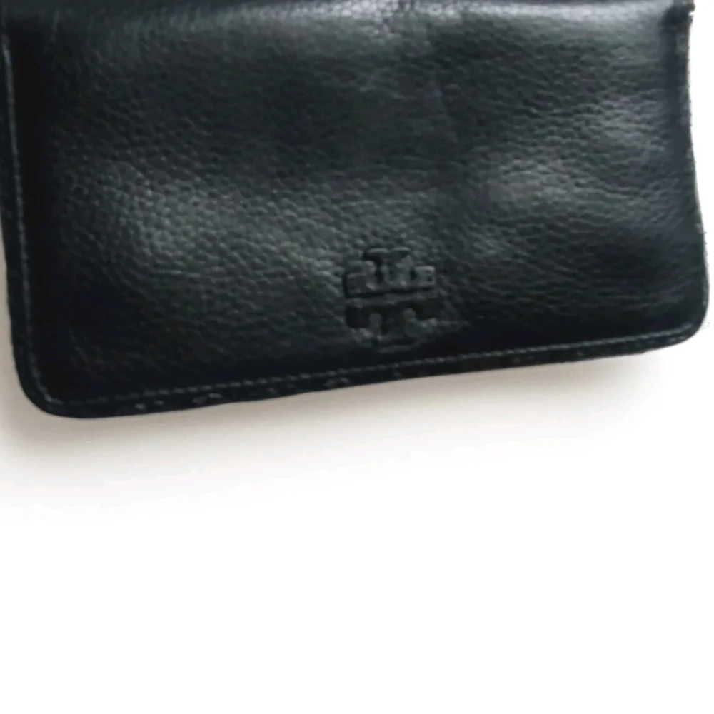 Tory Burch Taylor Zip Around Continental Black Long Pebble Leather Wallet 8x5in